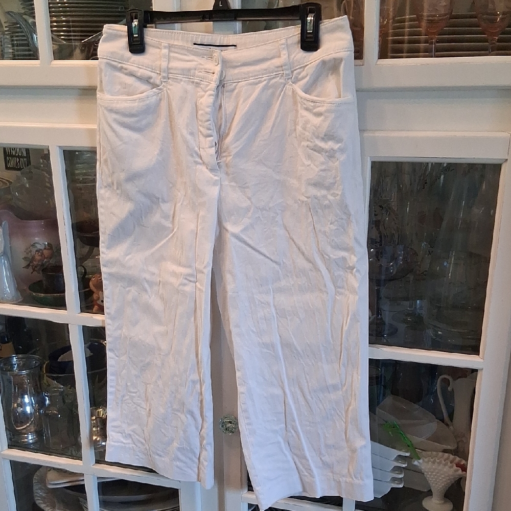 Croft & Barrow Women's Cream Bermudas